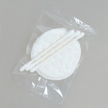 Vanity-Set im Polybeutel (3 Wattestäbchen und 3 Wattepad) | 100 Sets Polybeutel 