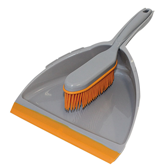 Kehrgarnitur Kunststoff mit synthetischen Gummiborsten
