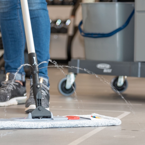 Sprühstiel mit Querloch | 145 cm 
